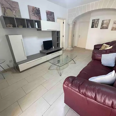 Apartament / Sliema Wifi & Ac ! Great Value & Location Gzira