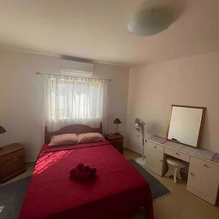 / Sliema Wifi & Ac ! Great Value & Location Lejlighed *